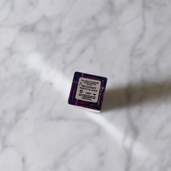 NWOB NARS Full Vinyl Lip Lacquer - Red District - Picture 2 of 2